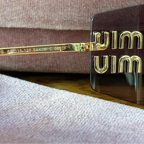 Miu Miu Sunglasses - Picture 4 of 8